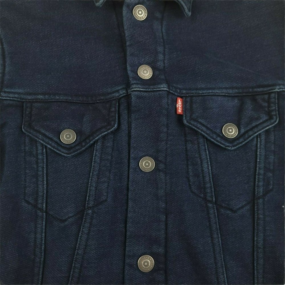 Levi’s Original Trucker Jacket Women’s Small Dark Wash Denim Button Front Stretc - Picture 4 of 10